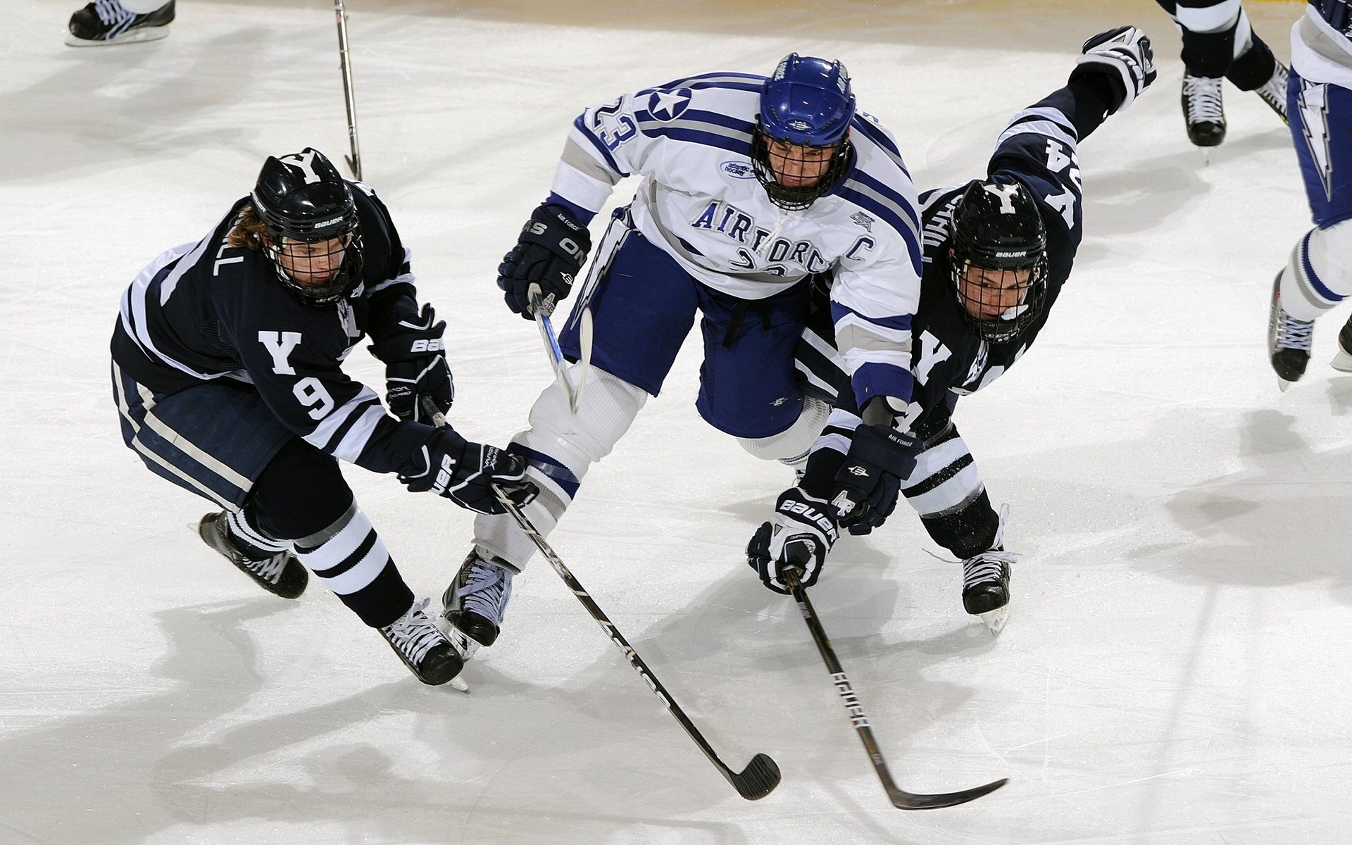 步行者狂胜北京队，米切尔在西甲国家德比接管比赛，体育无疆界，热血共澎湃